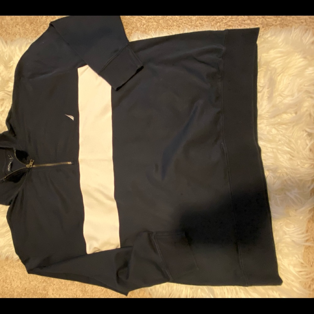 Men’s Nautica pull over